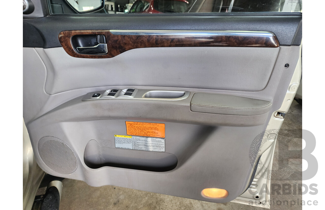 9/2010 Mitsubishi Challenger XLS (7 Seat) (4x4) PB MY11 4d Wagon Silver/Gold 2.5L