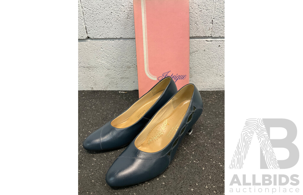 Vintage Women's Shoes Size 7 1/2 and 8