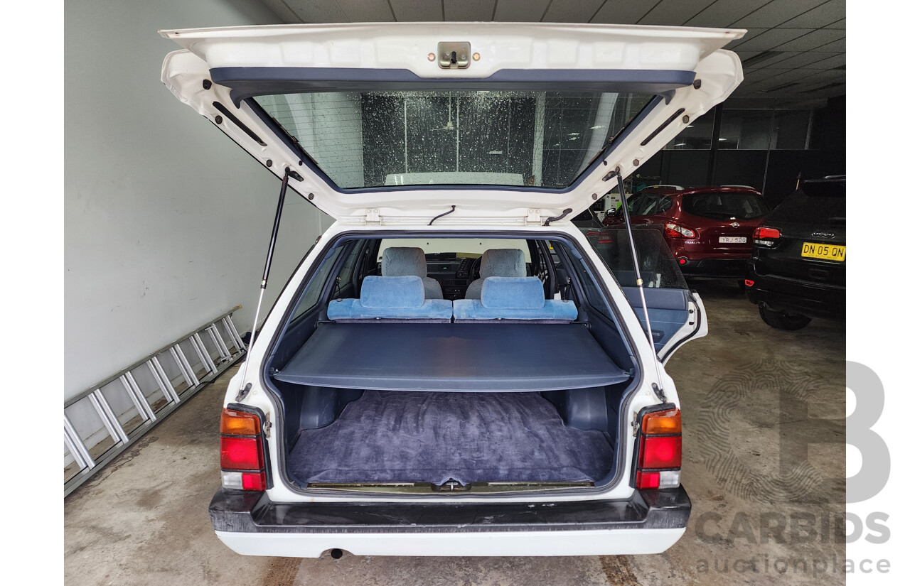 6/1989 Subaru GL Touring (4wd)  4d Wagon White 1.8L