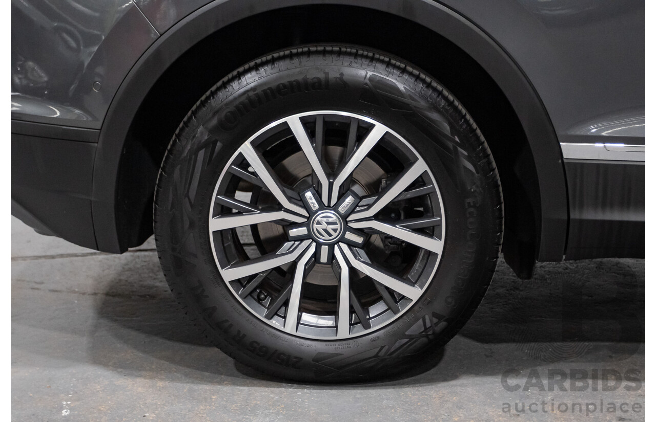 01/2017 Volkswagen Tiguan 132 TSI Comfortline (AWD) 5NA 4d Wagon Grey Metallic Turbo 2.0L