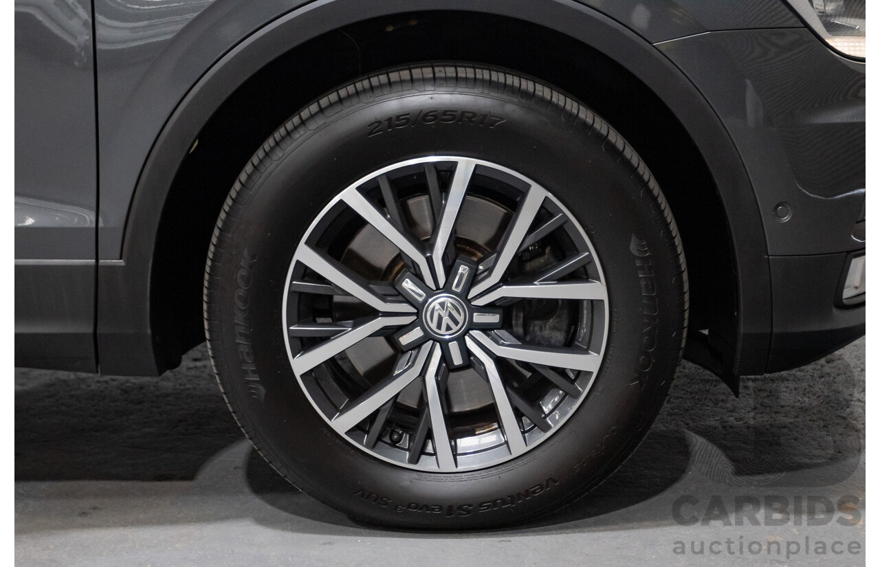 01/2017 Volkswagen Tiguan 132 TSI Comfortline (AWD) 5NA 4d Wagon Grey Metallic Turbo 2.0L