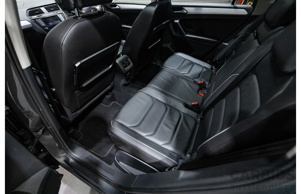 01/2017 Volkswagen Tiguan 132 TSI Comfortline (AWD) 5NA 4d Wagon Grey Metallic Turbo 2.0L