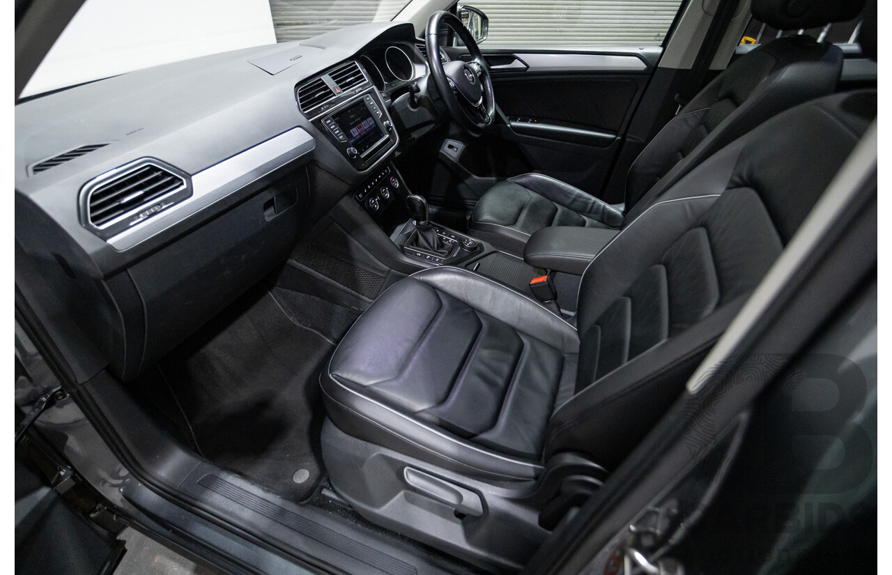 01/2017 Volkswagen Tiguan 132 TSI Comfortline (AWD) 5NA 4d Wagon Grey Metallic Turbo 2.0L