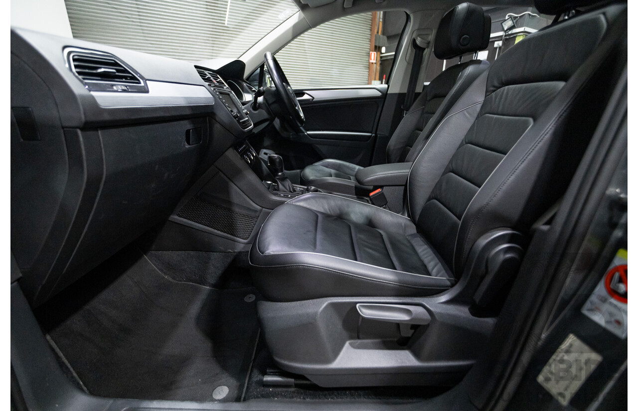 01/2017 Volkswagen Tiguan 132 TSI Comfortline (AWD) 5NA 4d Wagon Grey Metallic Turbo 2.0L