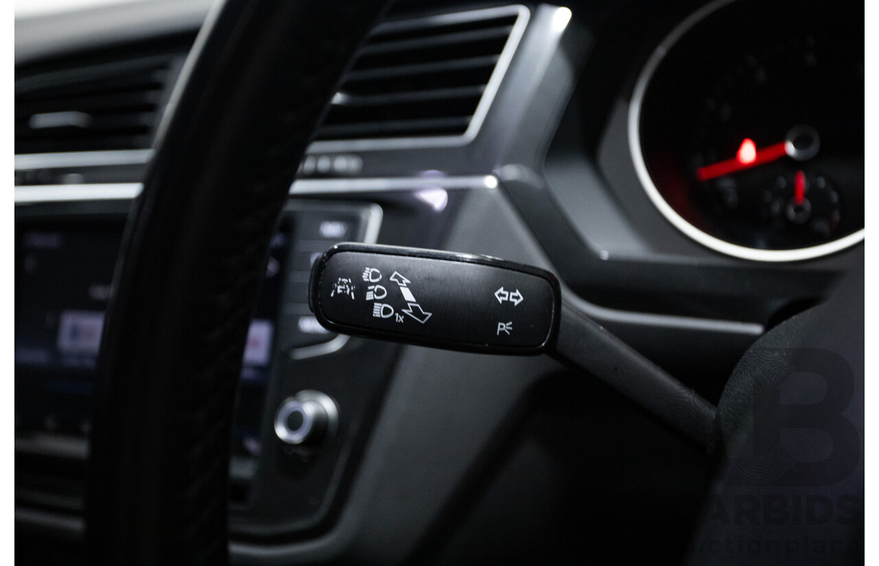 01/2017 Volkswagen Tiguan 132 TSI Comfortline (AWD) 5NA 4d Wagon Grey Metallic Turbo 2.0L