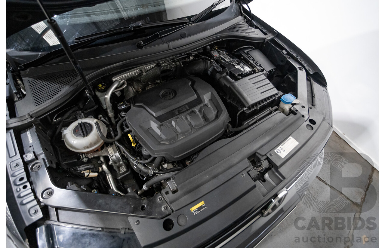 01/2017 Volkswagen Tiguan 132 TSI Comfortline (AWD) 5NA 4d Wagon Grey Metallic Turbo 2.0L