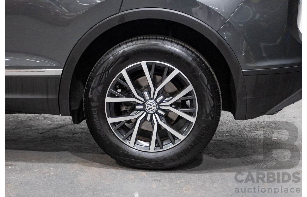 01/2017 Volkswagen Tiguan 132 TSI Comfortline (AWD) 5NA 4d Wagon Grey Metallic Turbo 2.0L