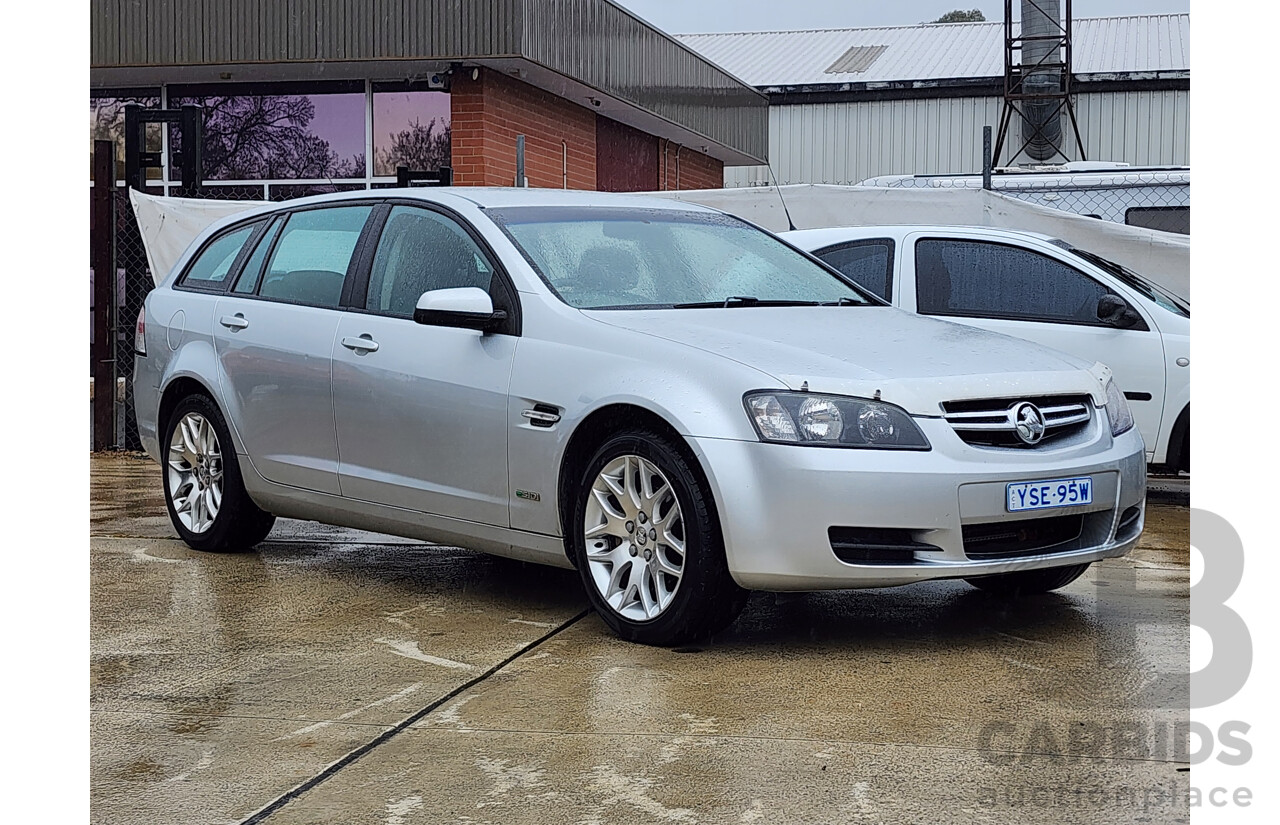 12/2009 Holden Commodore International VE MY09.5 4d Sportwagon Silver 3.6L