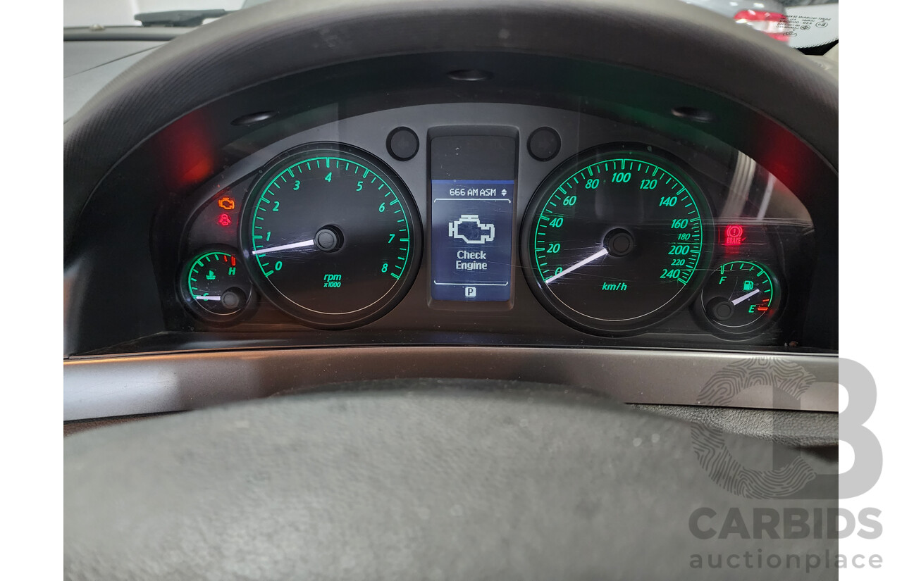 12/2009 Holden Commodore International VE MY09.5 4d Sportwagon Silver 3.6L