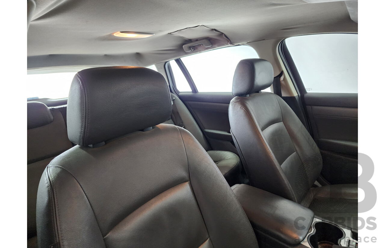 12/2009 Holden Commodore International VE MY09.5 4d Sportwagon Silver 3.6L