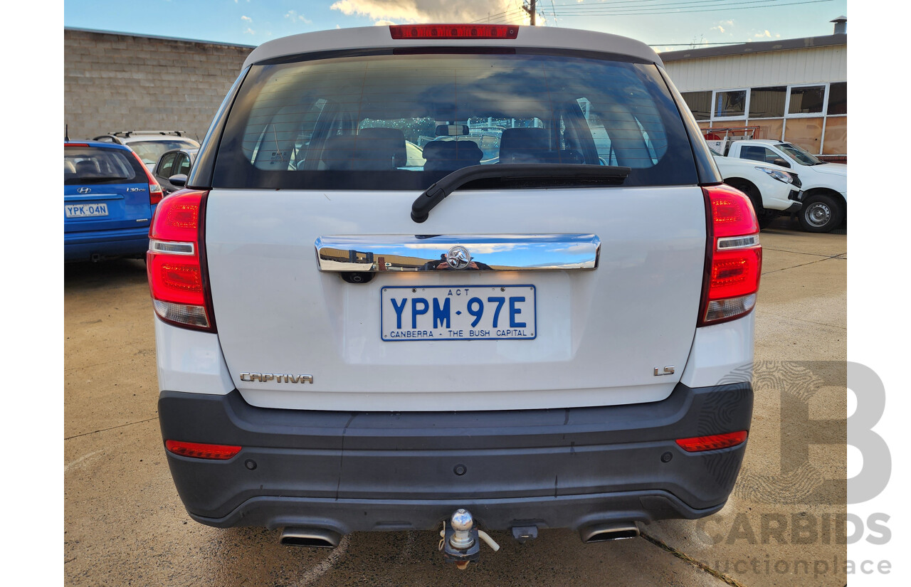 8/2016 Holden Captiva 5 (fwd) CG MY16 4d Wagon White 2.4L