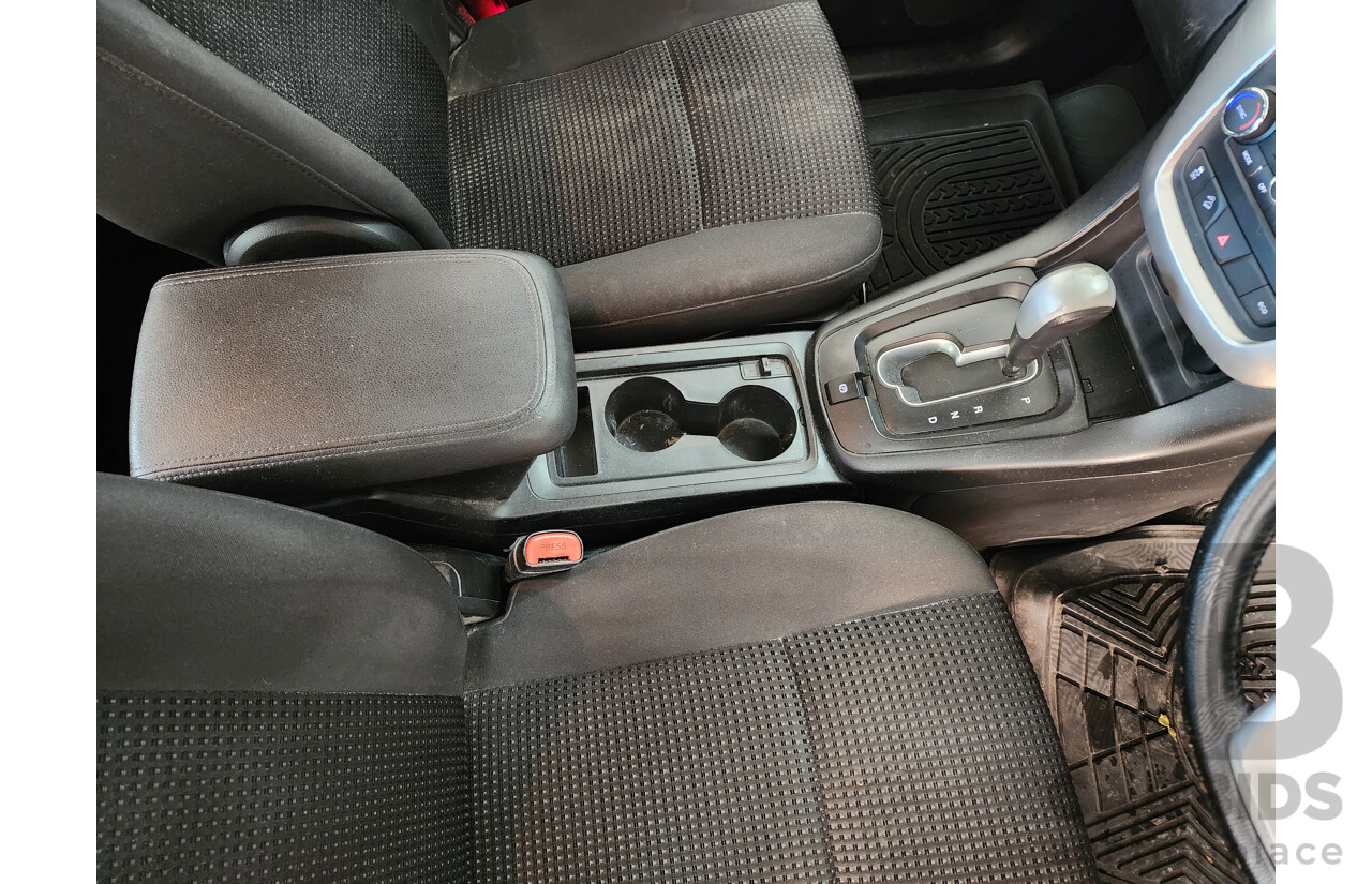 8/2016 Holden Captiva 5 (fwd) CG MY16 4d Wagon White 2.4L