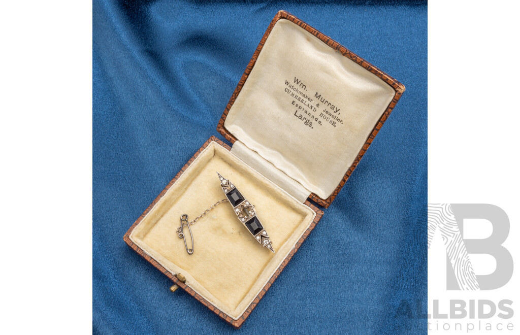 Silver Brooch with Dark Green Emerald Cut Synthetic Gems and CZs. - 6.6gms