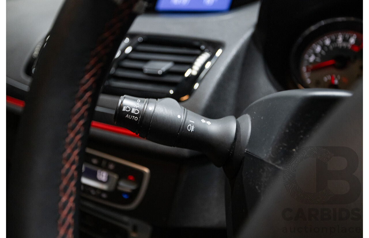 3/2013 Renault Megane RS 265 CUP X95 3d Hatchback Grey 2.0L - Turbo