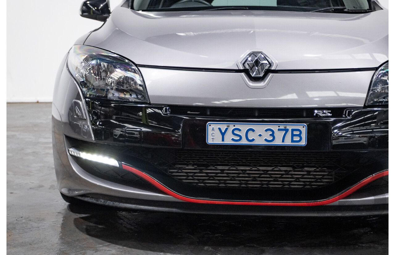 3/2013 Renault Megane RS 265 CUP X95 3d Hatchback Grey 2.0L - Turbo