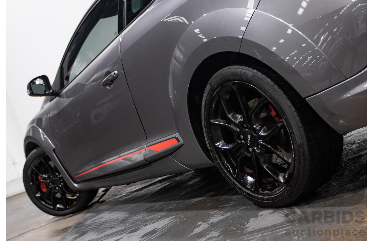 3/2013 Renault Megane RS 265 CUP X95 3d Hatchback Grey 2.0L - Turbo