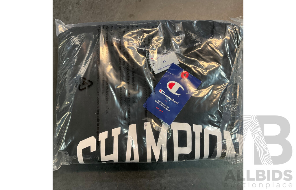 TOMMY HILFIGER, NAUTICA, CHAMPION, SUPERDRY Jumpers & Hoodies - Lot of 5