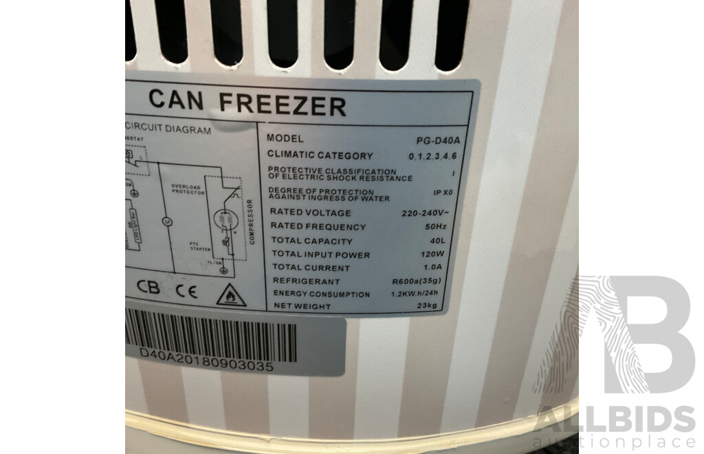 Lot of 4  - 40L Wheel Can Freezer PG-D40A Branded Pat and Stick's