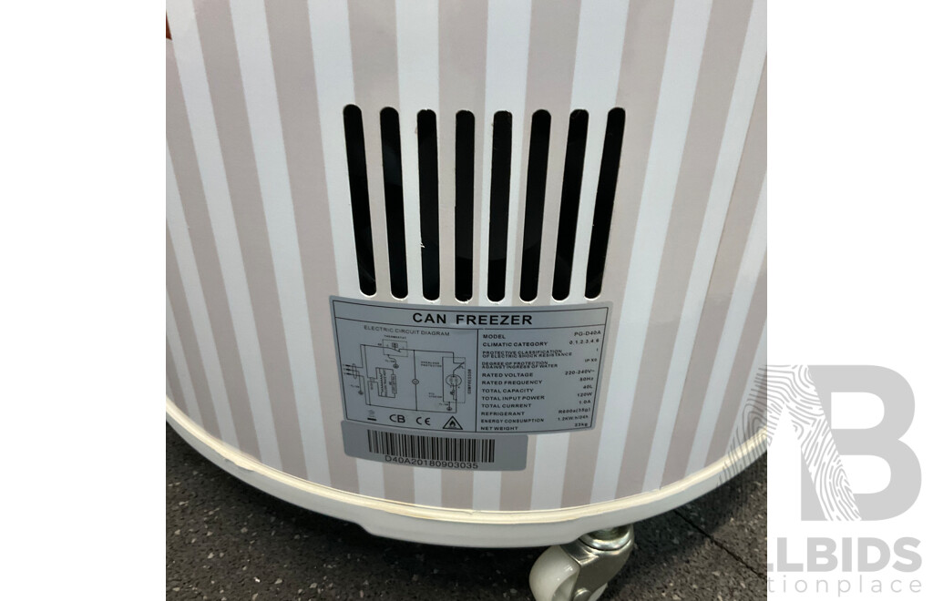 Lot of 4  - 40L Wheel Can Freezer PG-D40A Branded Pat and Stick's