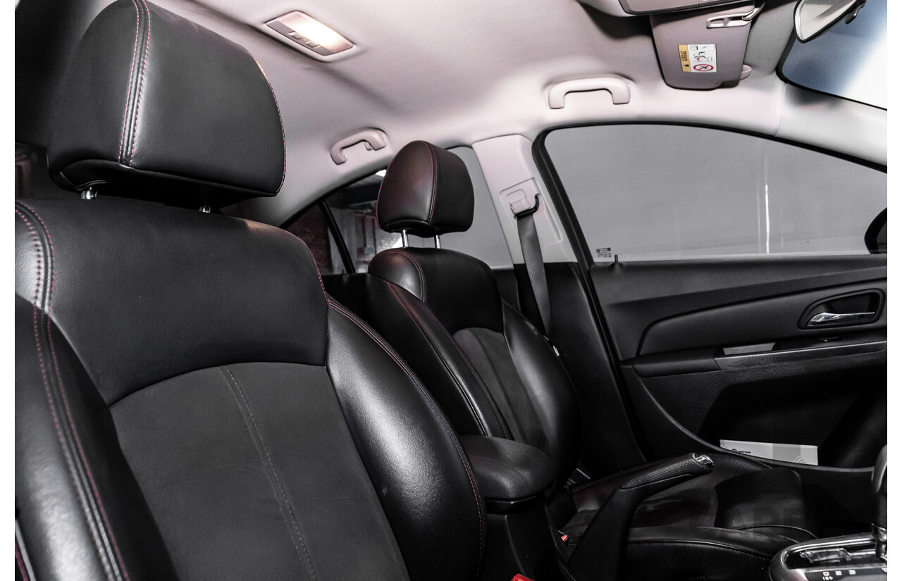 03/2016 Holden Cruze SRi Z-Series (FWD) JH MY16 4d Sedan Slipstream Blue Metallic Turbo 1.6L