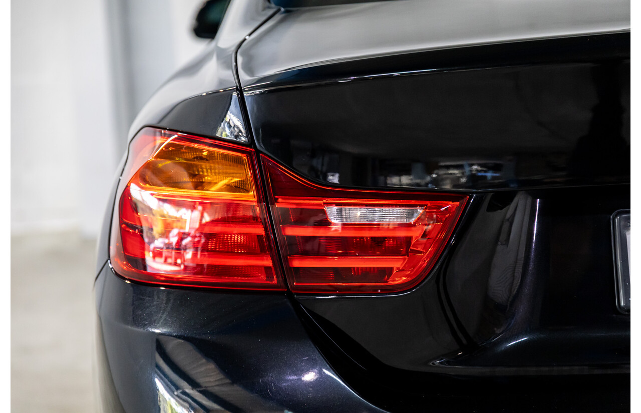 11/2015 BMW 435i F32 MY15 2d Coupe Black Sapphire Metallic Turbo 3.0L