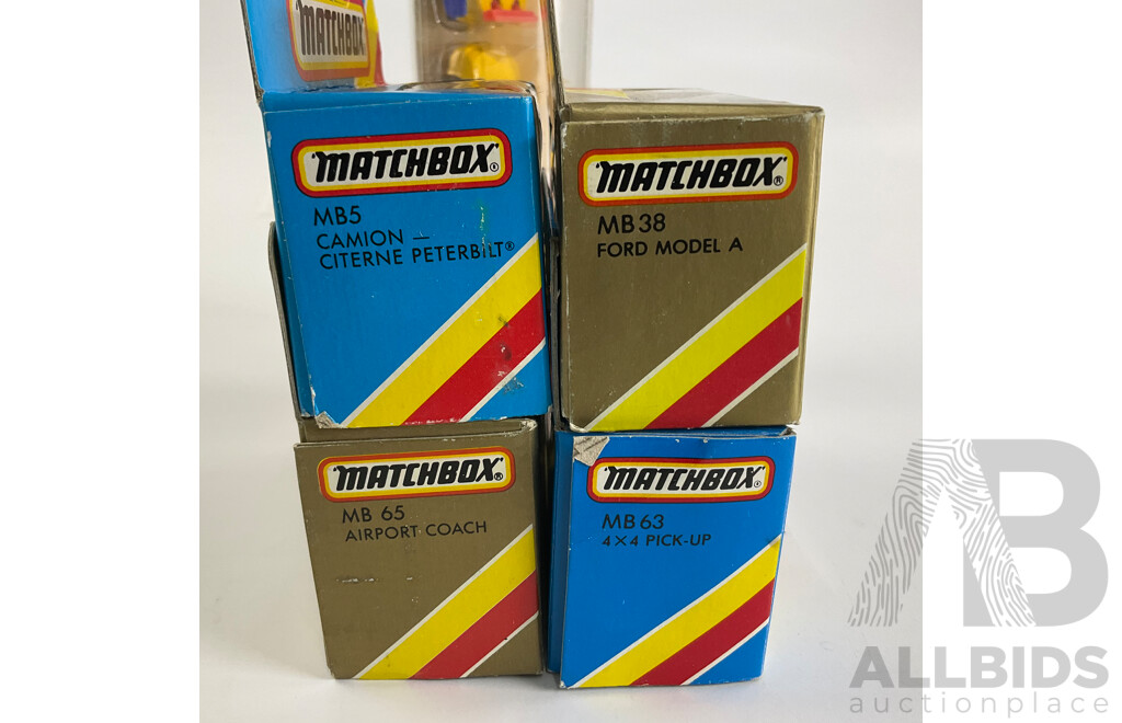 Matchbox Sydney 2000 Olympic Games Diecast Set with Collectors Model Bob Jane Pick Up, Ampol Tanker, Australian Airlines Bus, Smiths Chips Truck