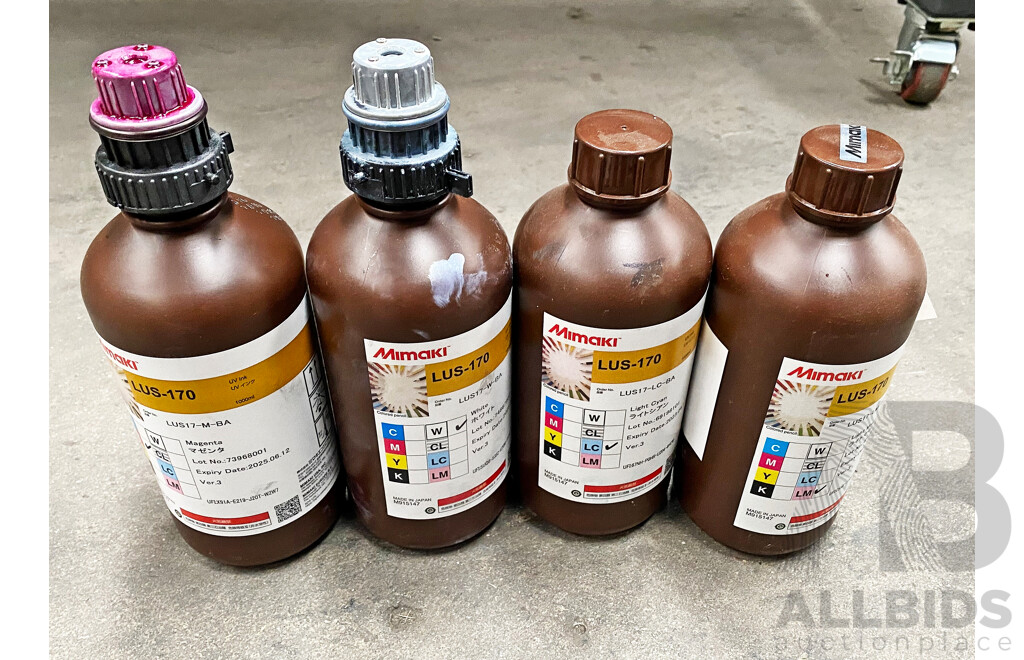 Mimaki (UCJV300-160) UCJV300 Series LED-UV Print & Cut Inkjet Printer