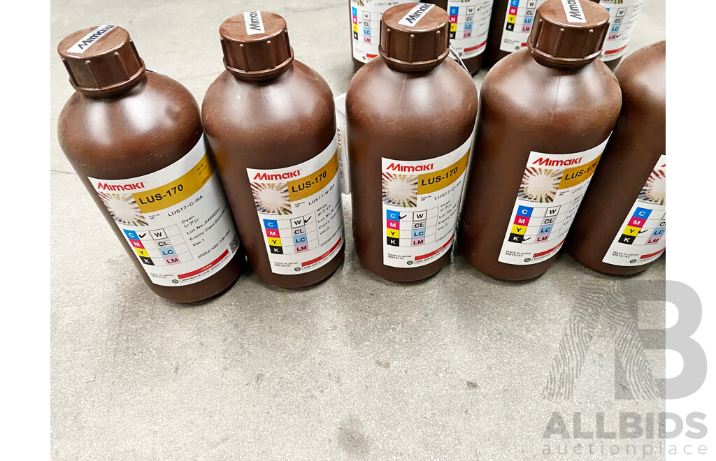 Mimaki (UCJV300-160) UCJV300 Series LED-UV Print & Cut Inkjet Printer