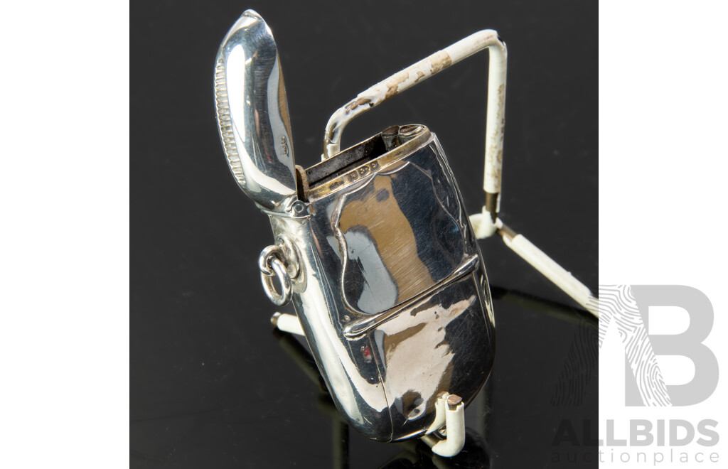 Antique Sterling Silver Vesta Case with Coin Section to Base, Chester, 1889