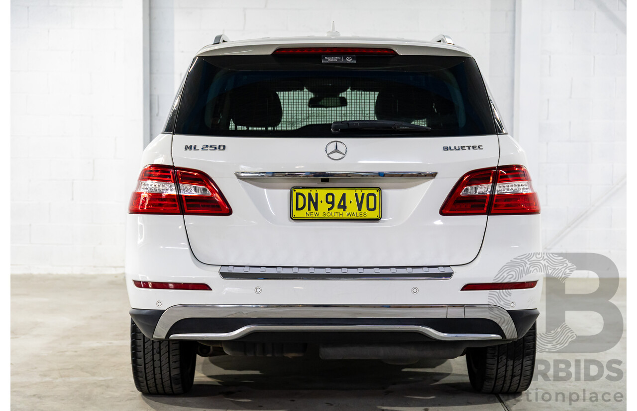 11/2014 Mercedes-Benz ML250 CDI Bluetec (4x4) 166 4d Wagon Polar White Turbo Diesel 2.1L