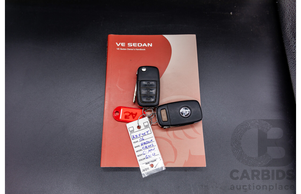 9/2006 Holden Calais VE 4d Sedan Sandstorm Gold Metallic V6 3.6L