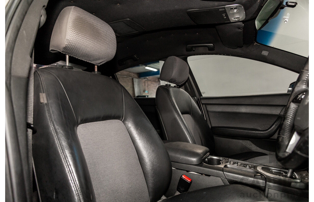 9/2006 Holden Calais VE 4d Sedan Sandstorm Gold Metallic V6 3.6L