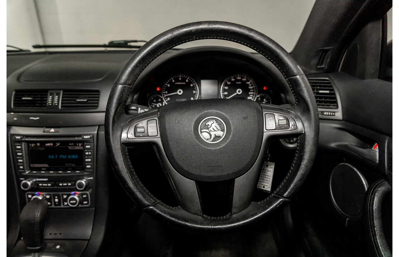 9/2006 Holden Calais VE 4d Sedan Sandstorm Gold Metallic V6 3.6L