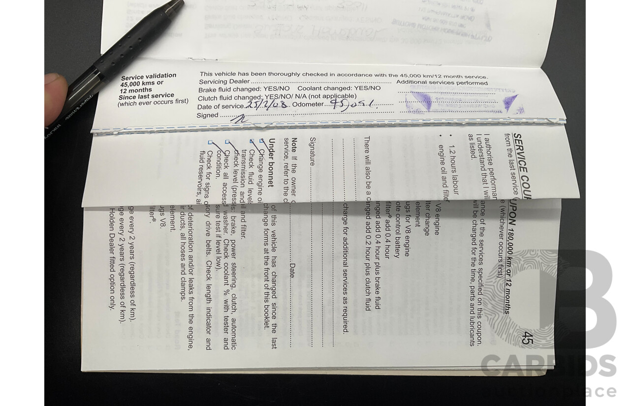 9/2006 Holden Calais VE 4d Sedan Sandstorm Gold Metallic V6 3.6L