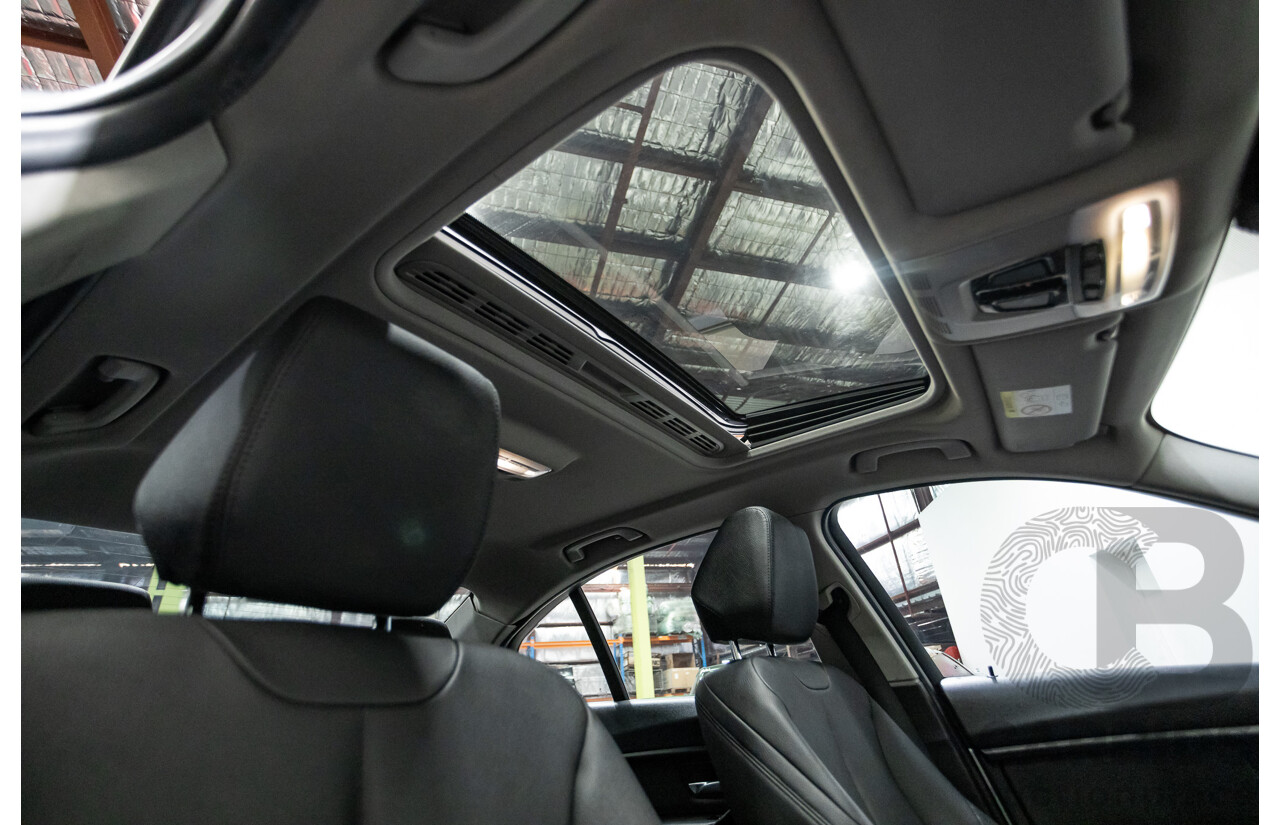 7/2015 BMW 320i Sport Line F30 MY15 4d Sedan Glacier Silver Metallic Turbo 2.0L