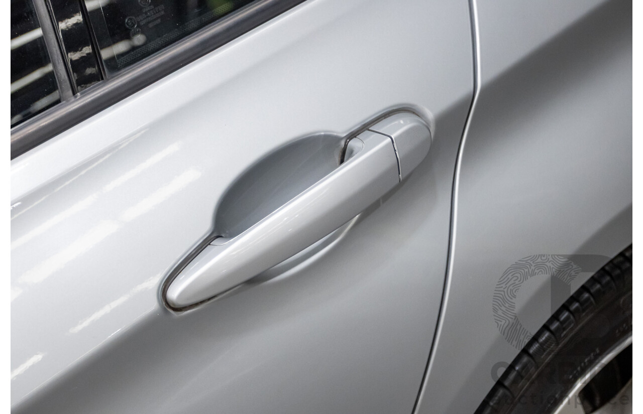 7/2015 BMW 320i Sport Line F30 MY15 4d Sedan Glacier Silver Metallic Turbo 2.0L