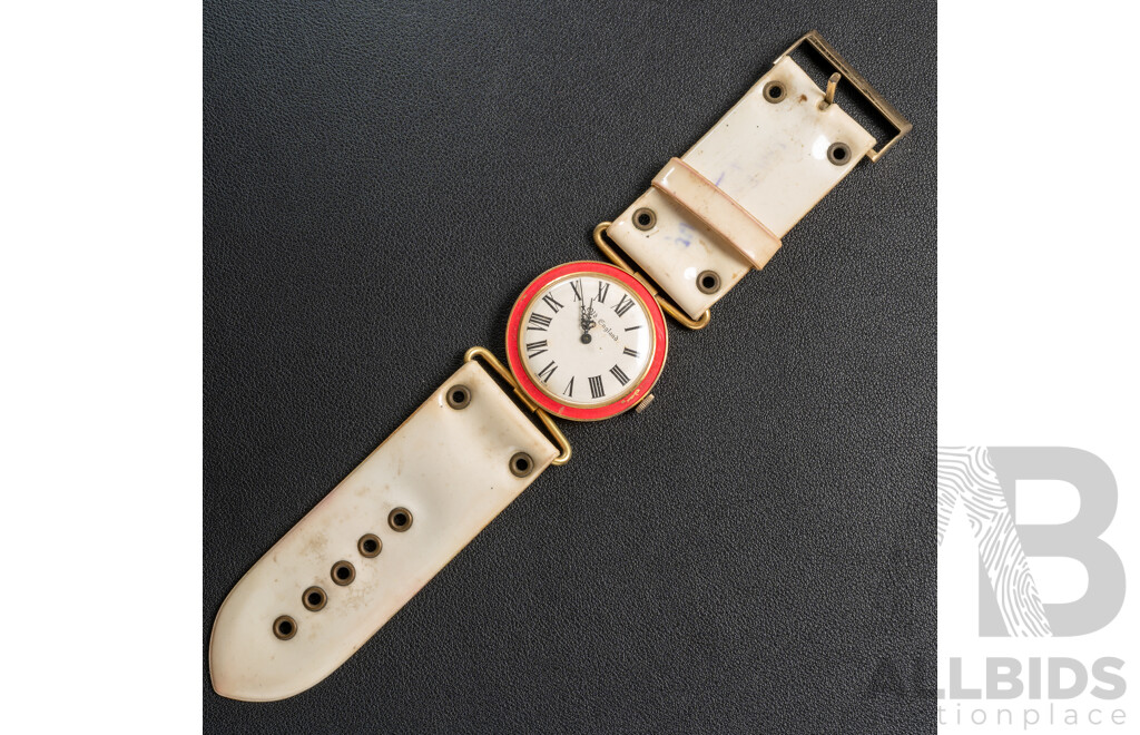 Vintage 1967 Old England an Original Design by Richard Loftus Pop Art Watch with Original Box