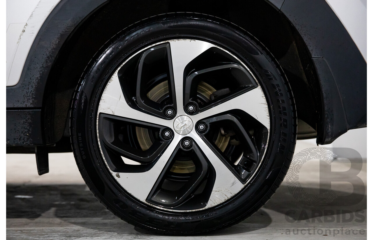 05/2016 Hyundai Tucson Highlander (AWD) TLE 4d Wagon Platinum Silver Metallic Turbo 1.6L