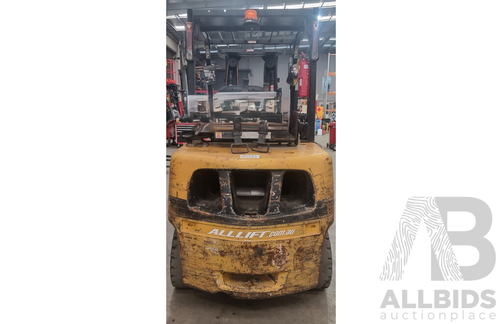 2006, 3.5 Tonne Yale GLP35TK LPG Forklift 4.5 FSV