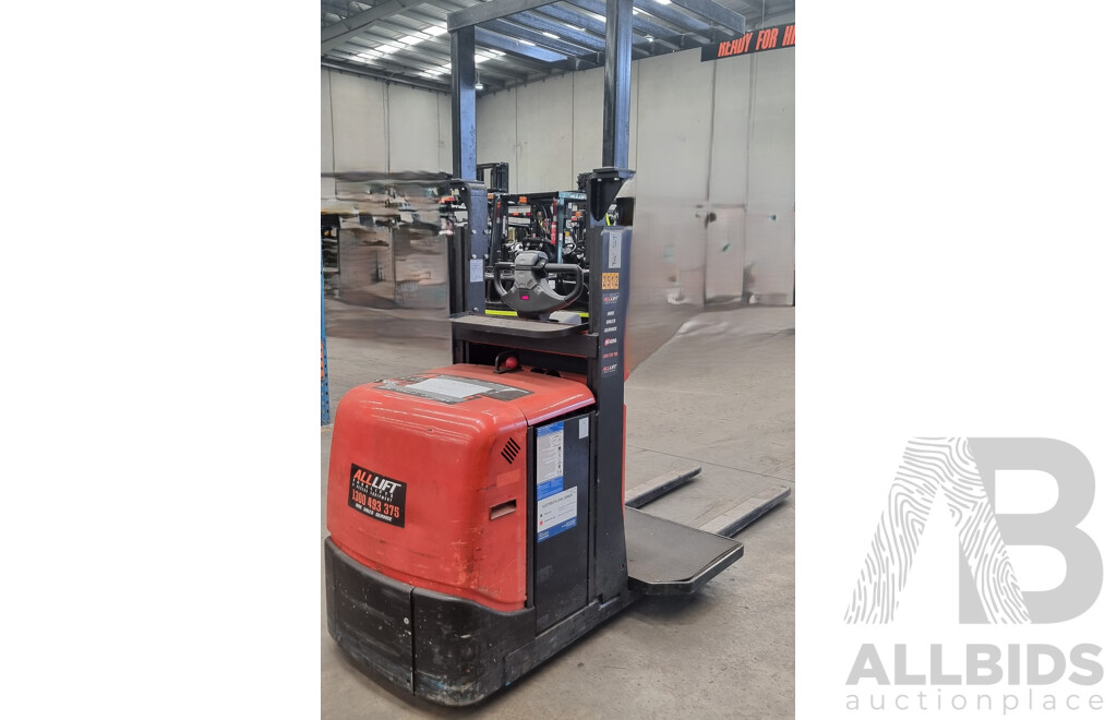 2009, 1.0 Tonne Electric Stock Picker BT - 1880mm OSE100W