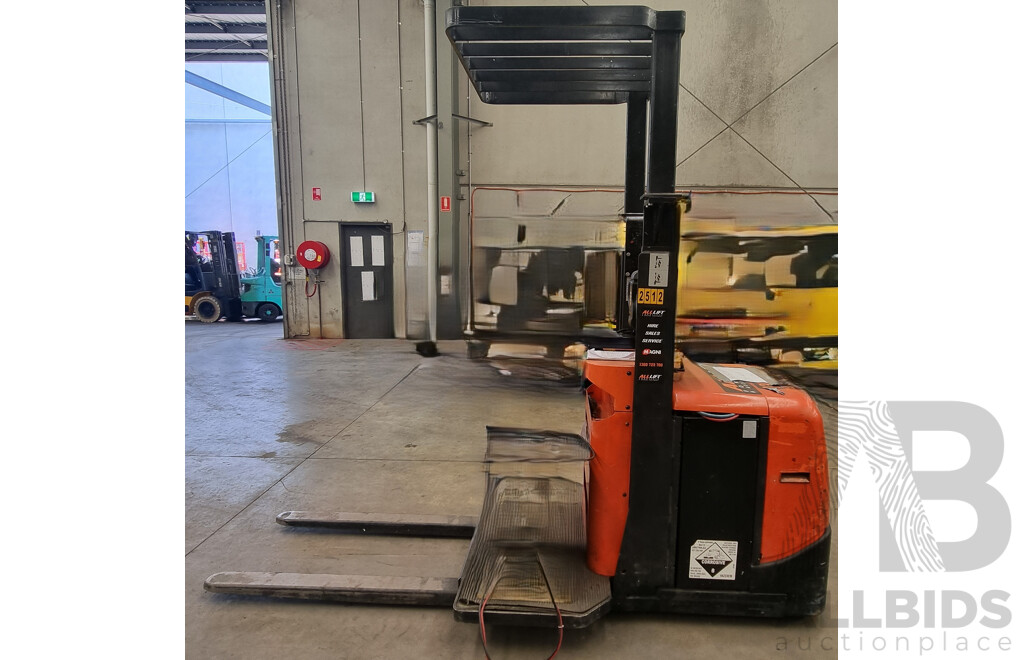 2009, 1.0 Tonne Electric Stock Picker BT - 1880mm OSE100W