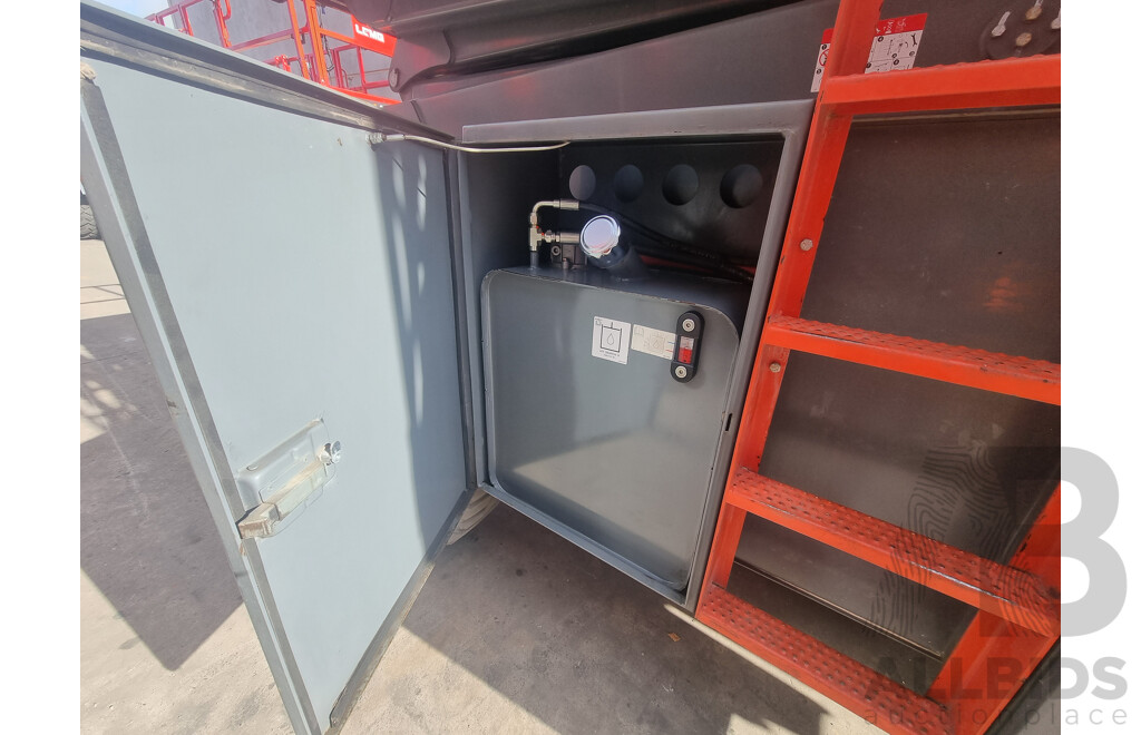 06/2017, 41ft Skyjack SJ8841 RT Diesel Scissor Lift - 12.5m FSV