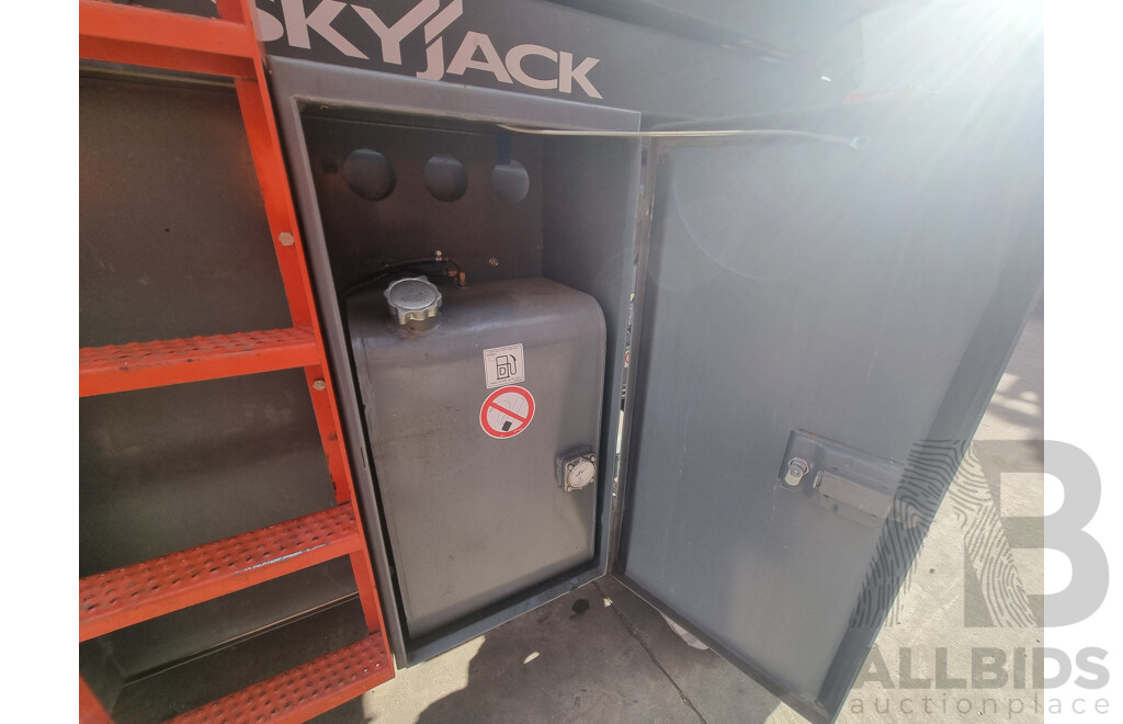 06/2017, 41ft Skyjack SJ8841 RT Diesel Scissor Lift - 12.5m FSV