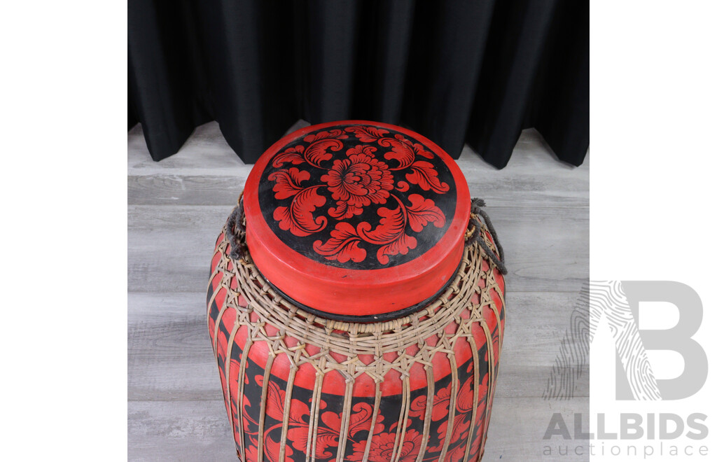 Chinese Large Hand Made and Decorated Wooden Lidded Rice Basket with Black and Red Foliate Theme