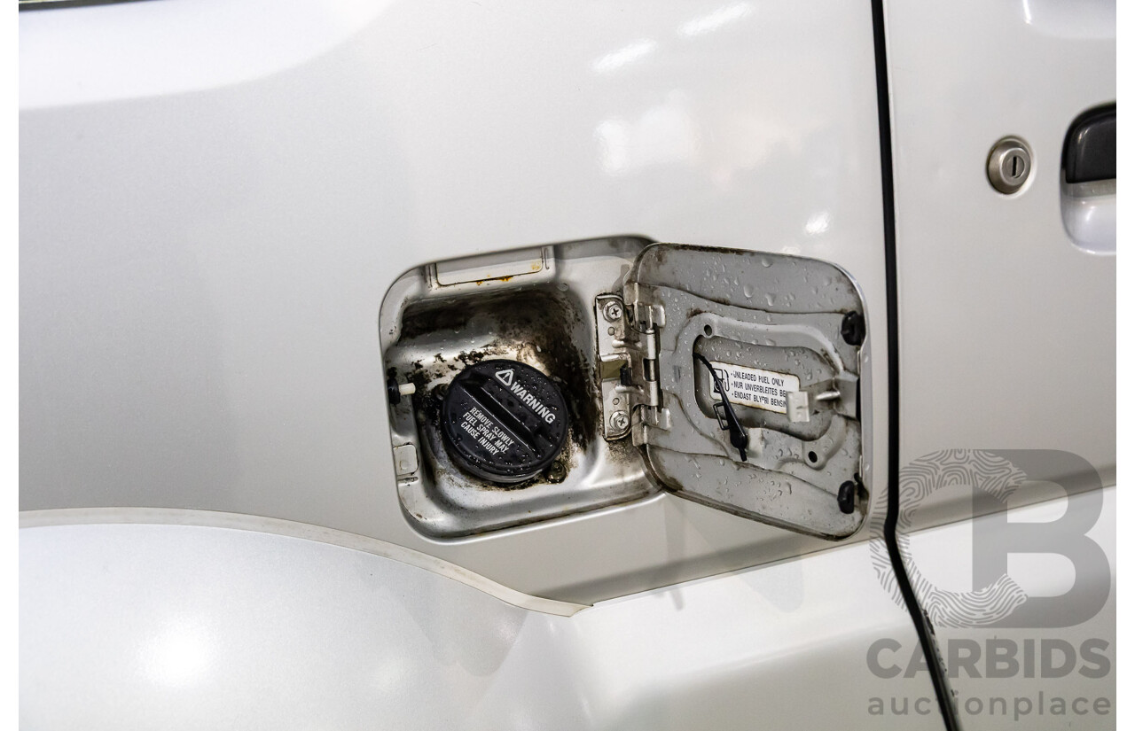 9/2001 Suzuki Jimny JLX (4x4) 2d Wagon Silky Silver Metallic 1.3L