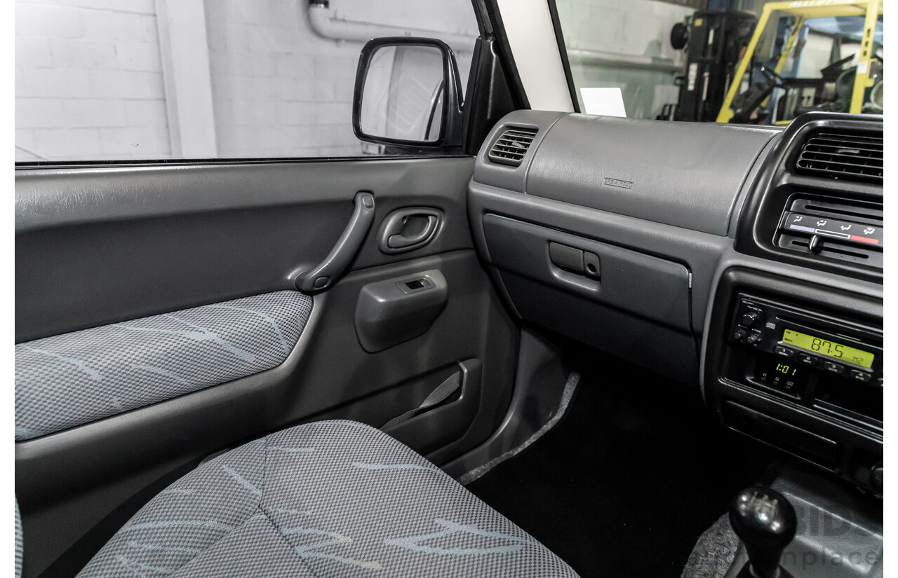 9/2001 Suzuki Jimny JLX (4x4) 2d Wagon Silky Silver Metallic 1.3L