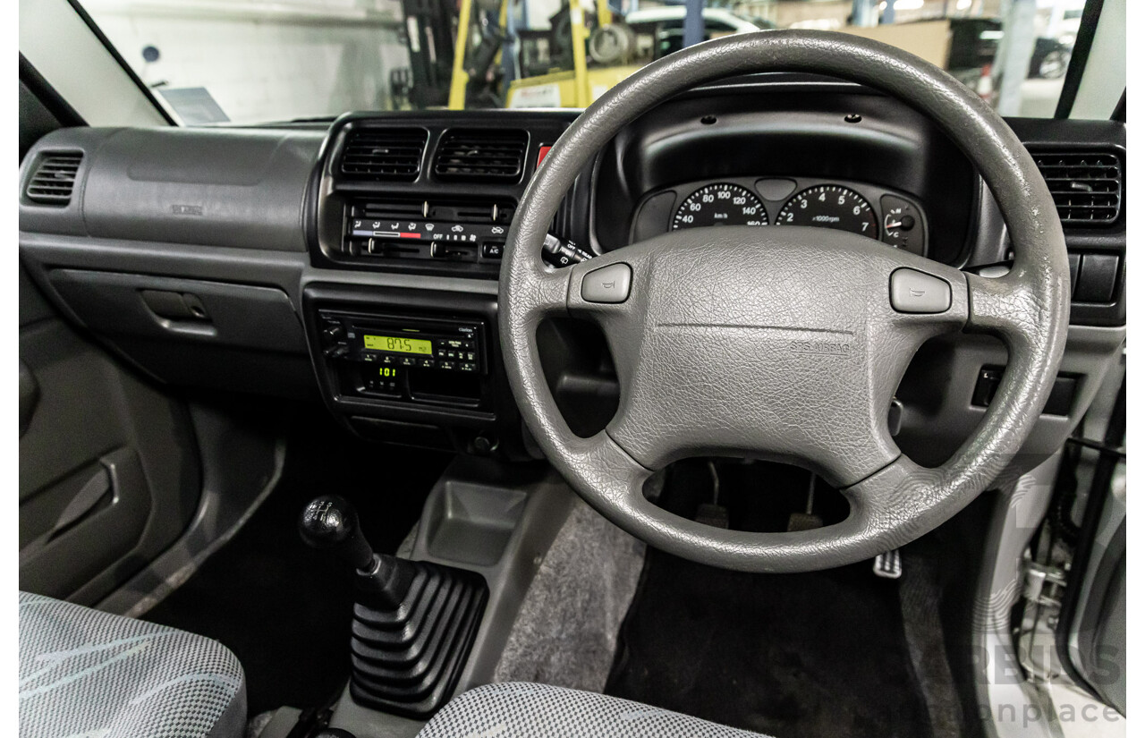 9/2001 Suzuki Jimny JLX (4x4) 2d Wagon Silky Silver Metallic 1.3L