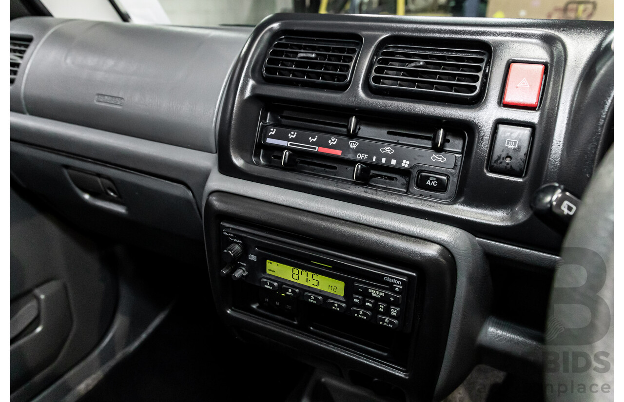 9/2001 Suzuki Jimny JLX (4x4) 2d Wagon Silky Silver Metallic 1.3L