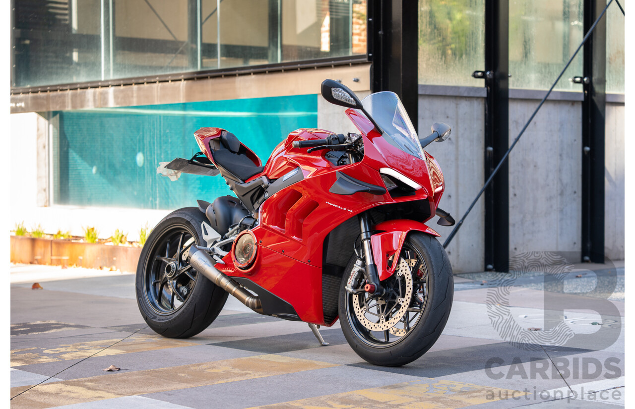 05/2020 Ducati Panigale V4 1103cc Super Sport Motorbike Ducati Red