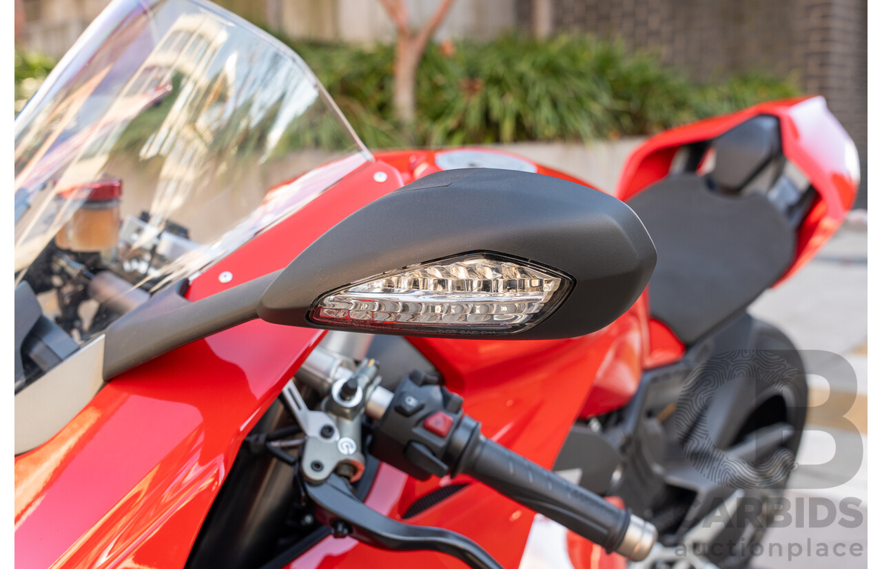 05/2020 Ducati Panigale V4 1103cc Super Sport Motorbike Ducati Red